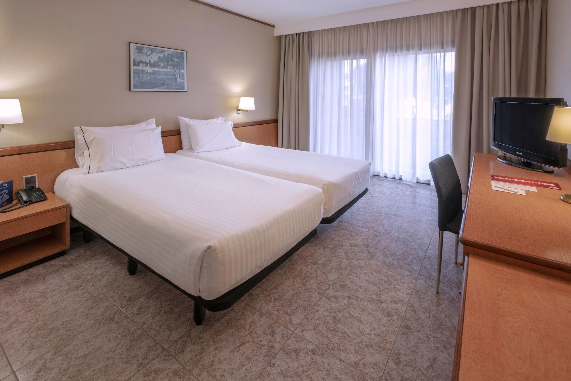 Ciudad De Castelldefels Hotel Ngoại thất bức ảnh